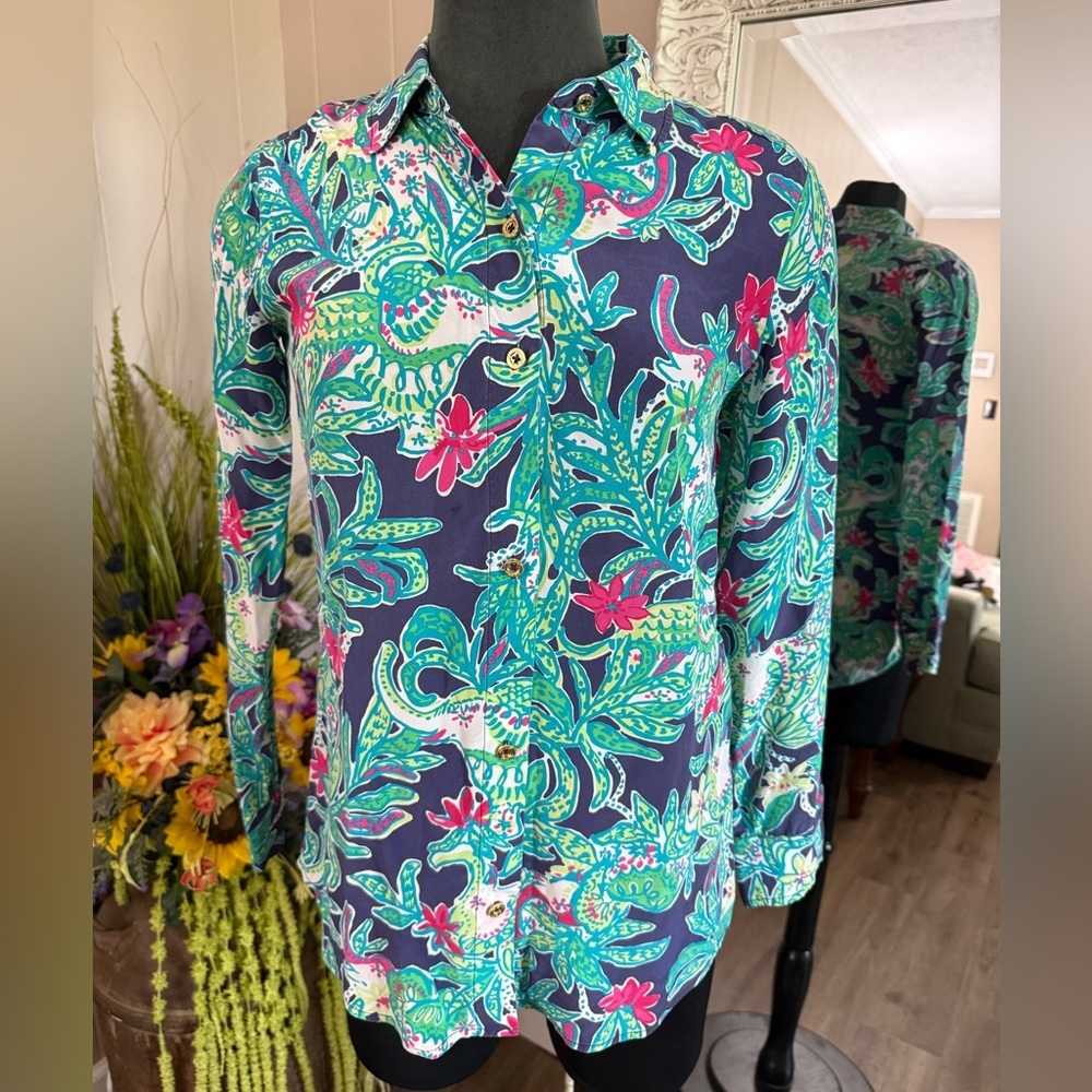 Lilly Pulitzer • Silk Isla Trunk Show Button Down Blouse